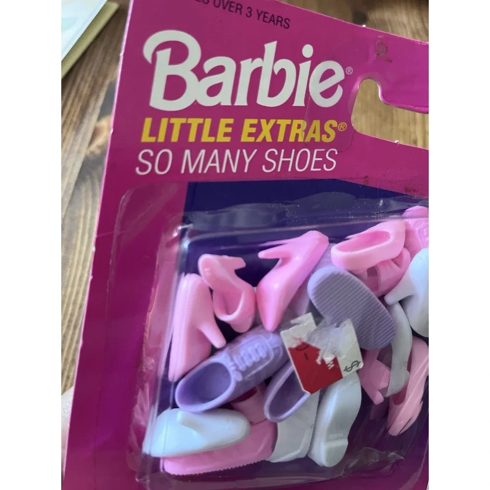 Barbie Little Extras SO MANY SHOES Pack Mattel 1996 New Vintage